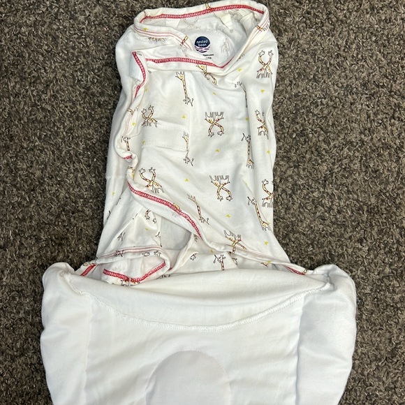 Nested Bean zen swaddle Bamboo blend Zen Premier Giraffe (Size 0-6 Months) - Picture 4 of 5